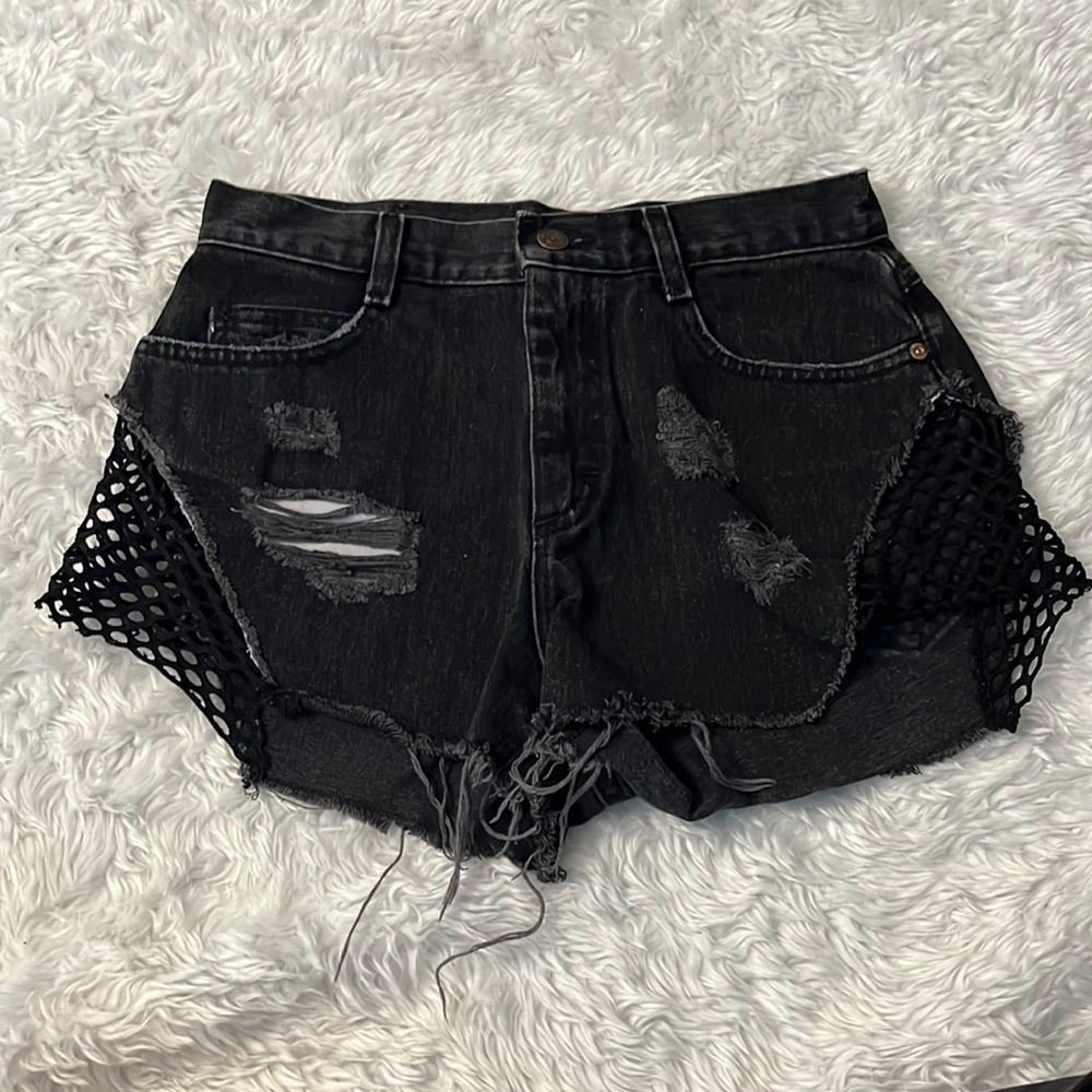LEE FISHNET SHORTS